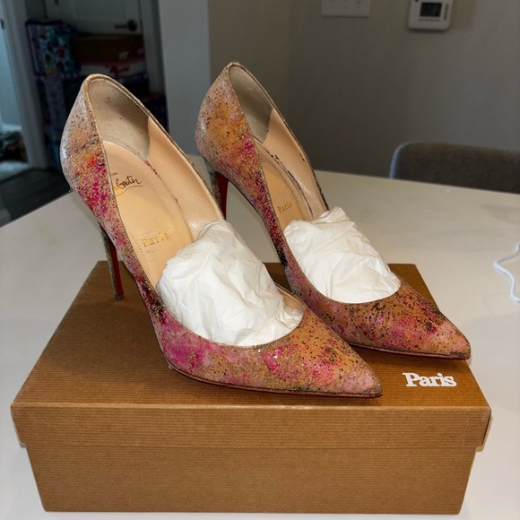 Christian Louboutin Pigalle Follies with Red Bottoms Women’s designer heels - Picture 7 of 9